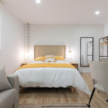 Dormforyou Arena Standard Валенсия Экстерьер фото