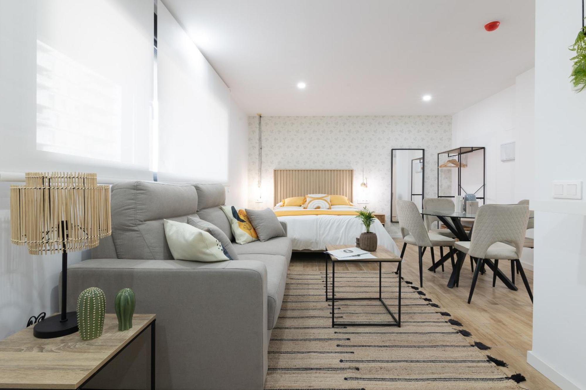 Dormforyou Arena Standard Валенсия Экстерьер фото