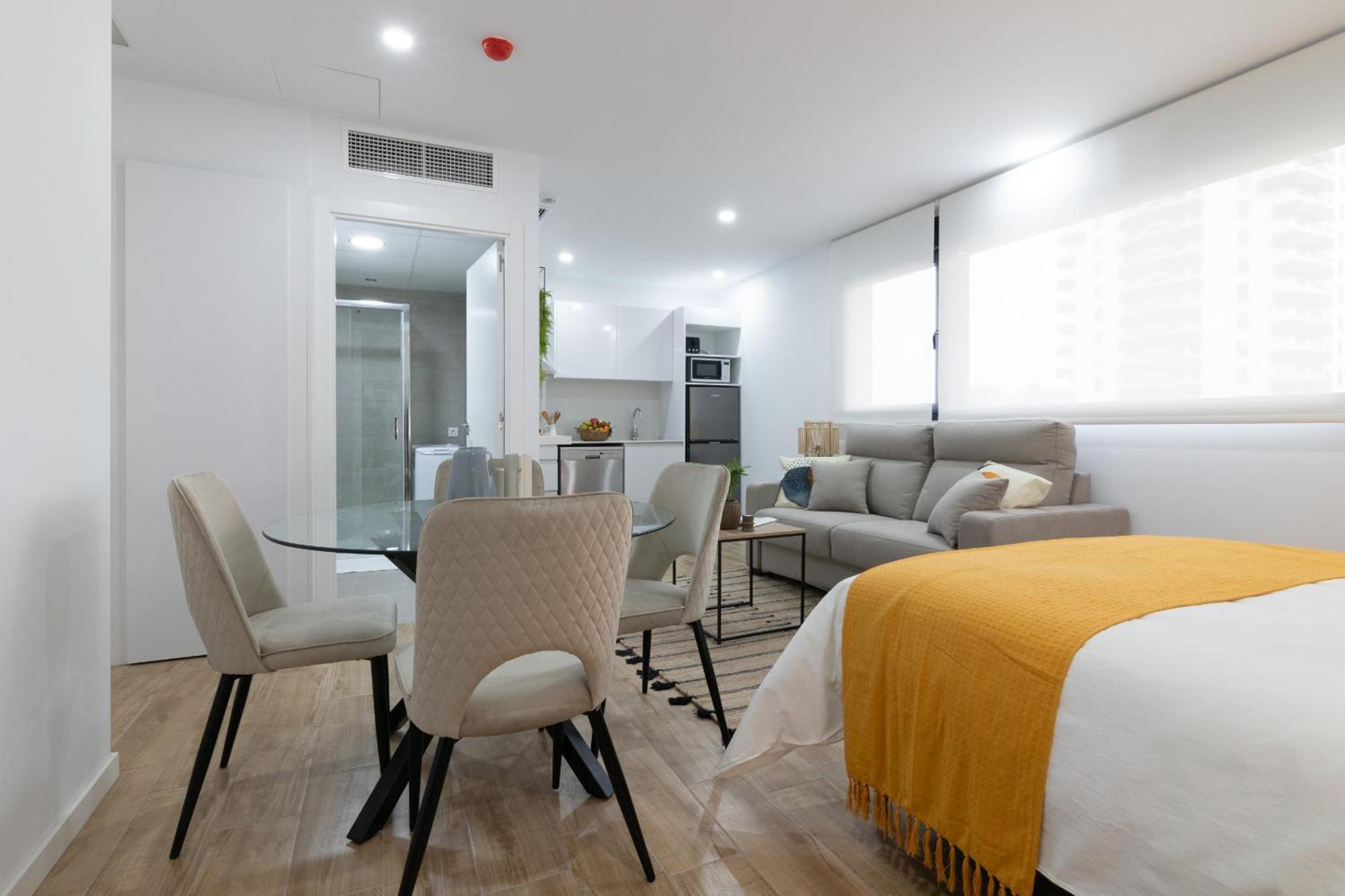 Dormforyou Arena Standard Валенсия Экстерьер фото