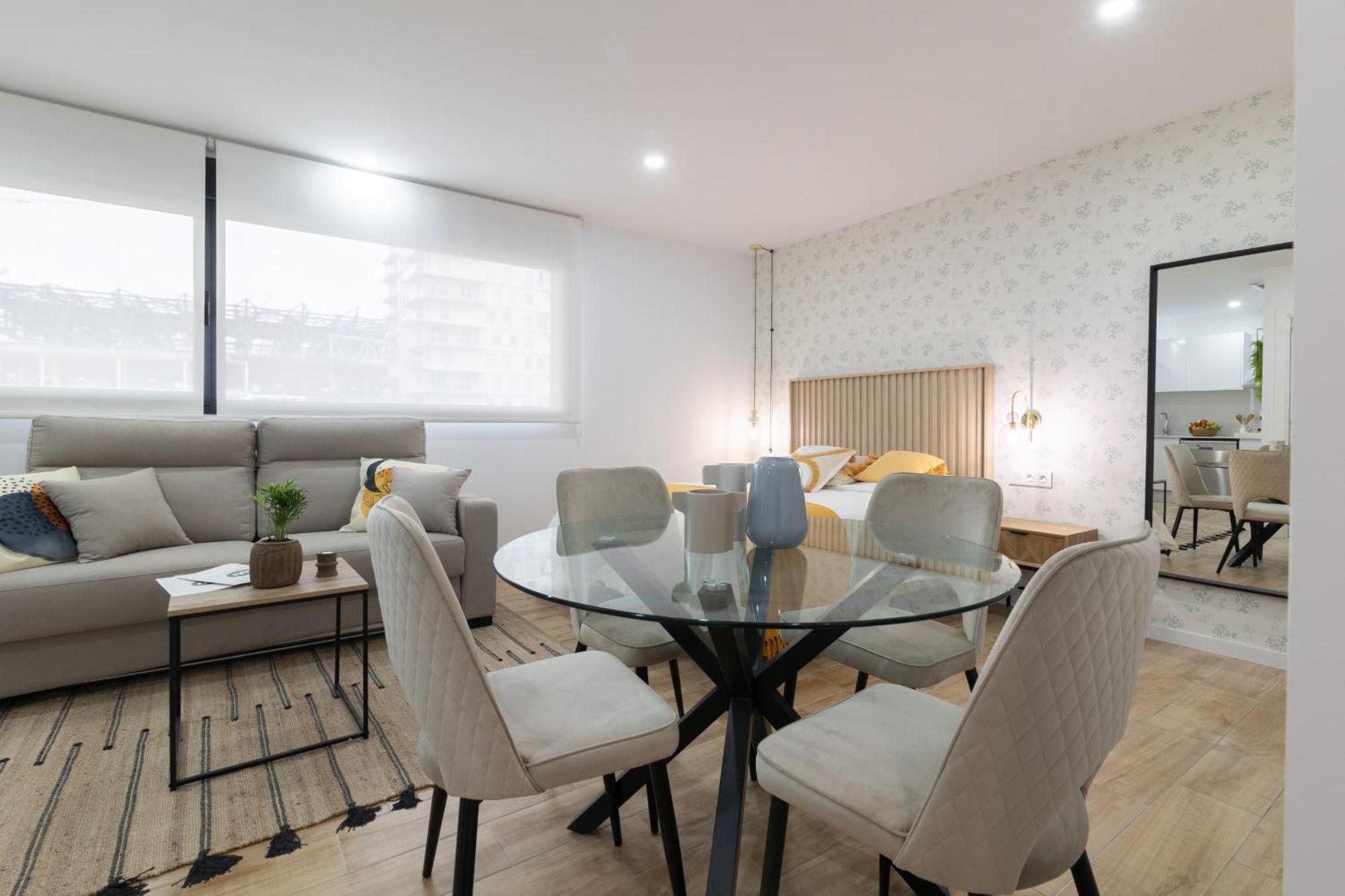 Dormforyou Arena Standard Валенсия Экстерьер фото